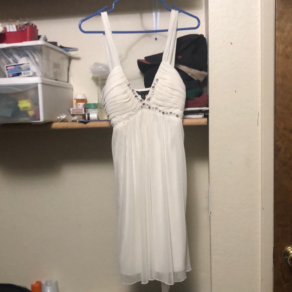 Gorgeous white prom dress/ homecoming / wedding